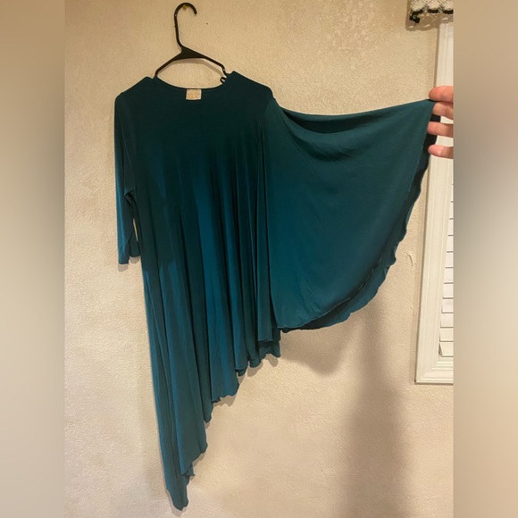 Ladies Zadie B’s Gianni Forest Green Top (L) and Skirt (XL) - Picture 3 of 9